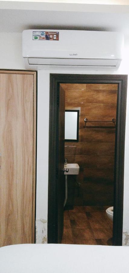Airport Hotel Golden Bliss Near Delhi Airport New Delhi Extérieur photo