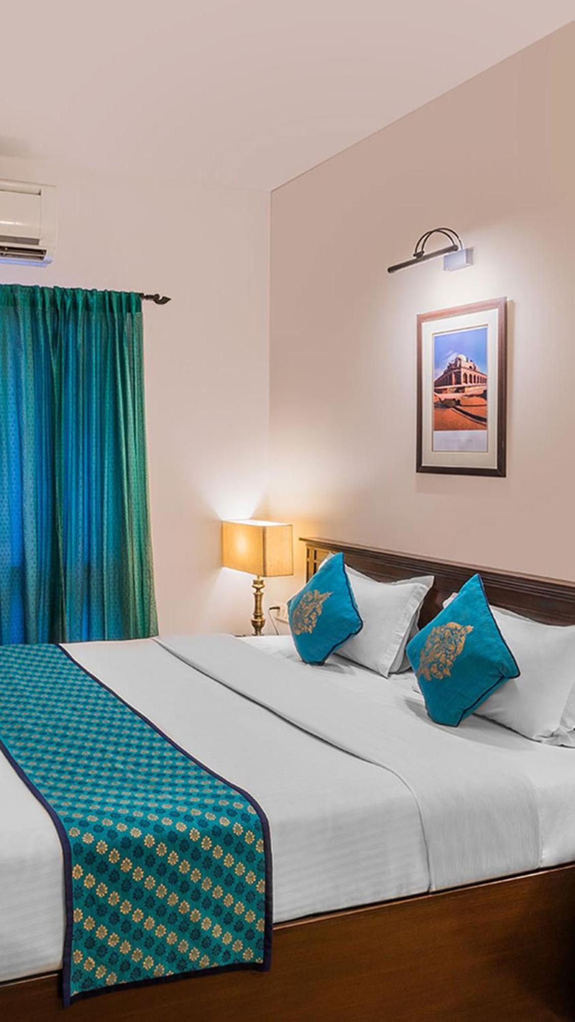 Airport Hotel Golden Bliss Near Delhi Airport New Delhi Extérieur photo